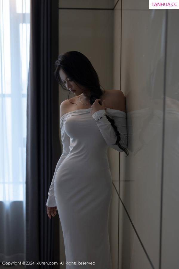 [XiuRen]高清写真图 2024.09.05 No.9115 娜比 黑丝美腿